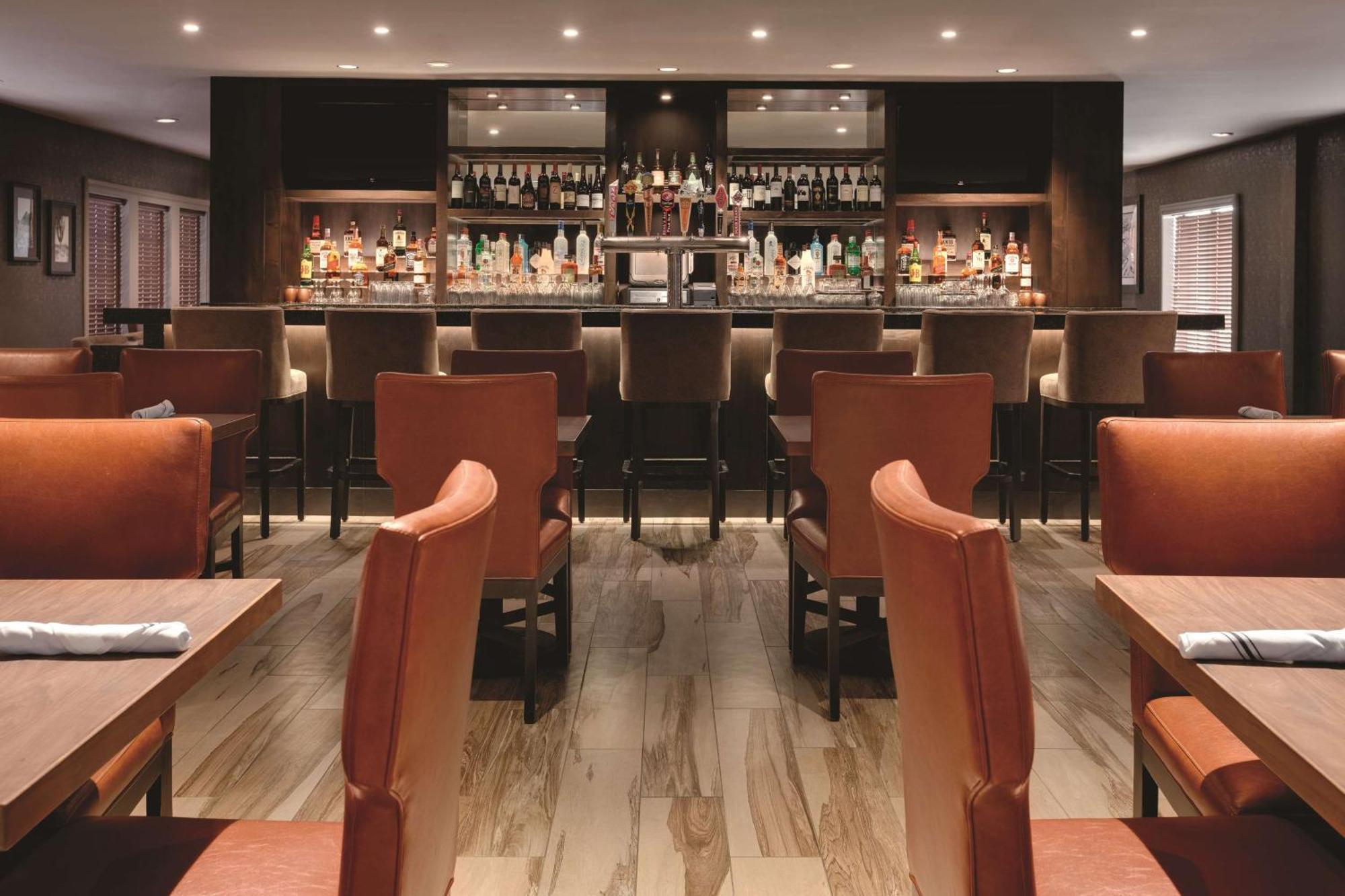 Embassy Suites By Hilton Scottsdale Resort מראה חיצוני תמונה