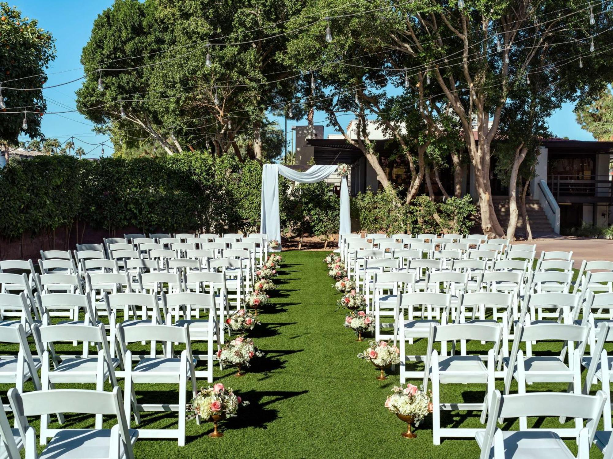 Embassy Suites By Hilton Scottsdale Resort מראה חיצוני תמונה